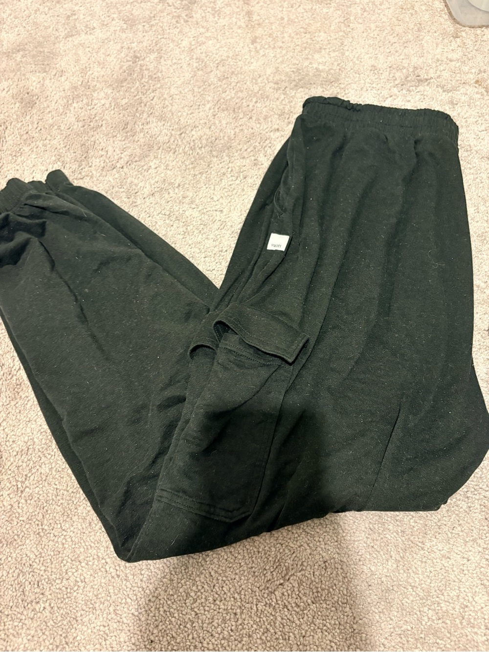 Vuori cargo boyfriend Black Cozy Sweatpants